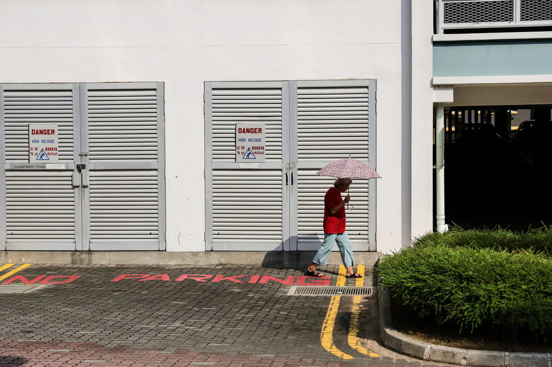 How to Stay Hydrated in Singapore’s Hot Weather: 4 Practical Tips